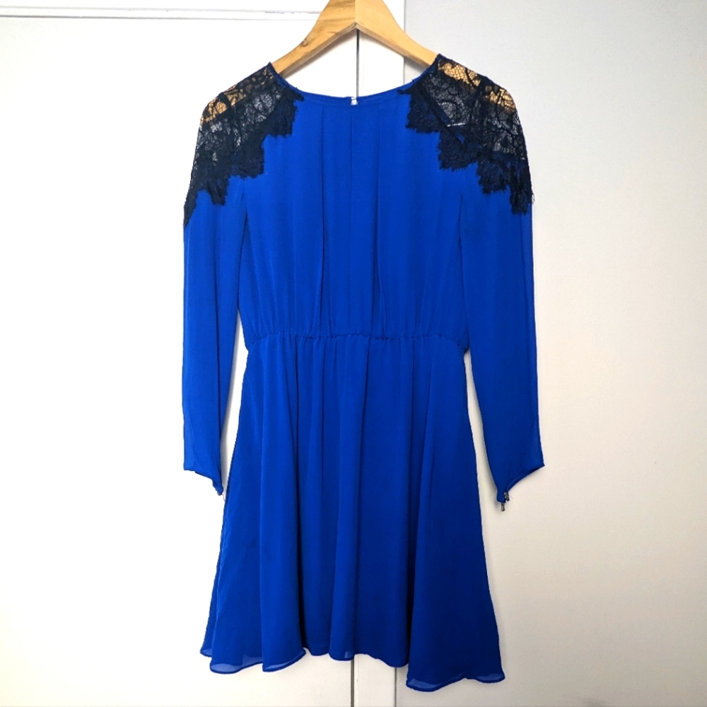 ALICE + OLIVIA Silk Cobalt Blue A-line Skater Black Shoulder Lace Dress Sz Small